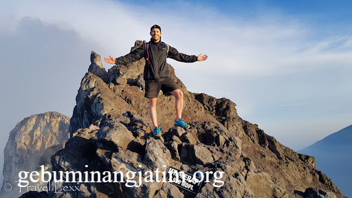Trekking di Gunung Merapi